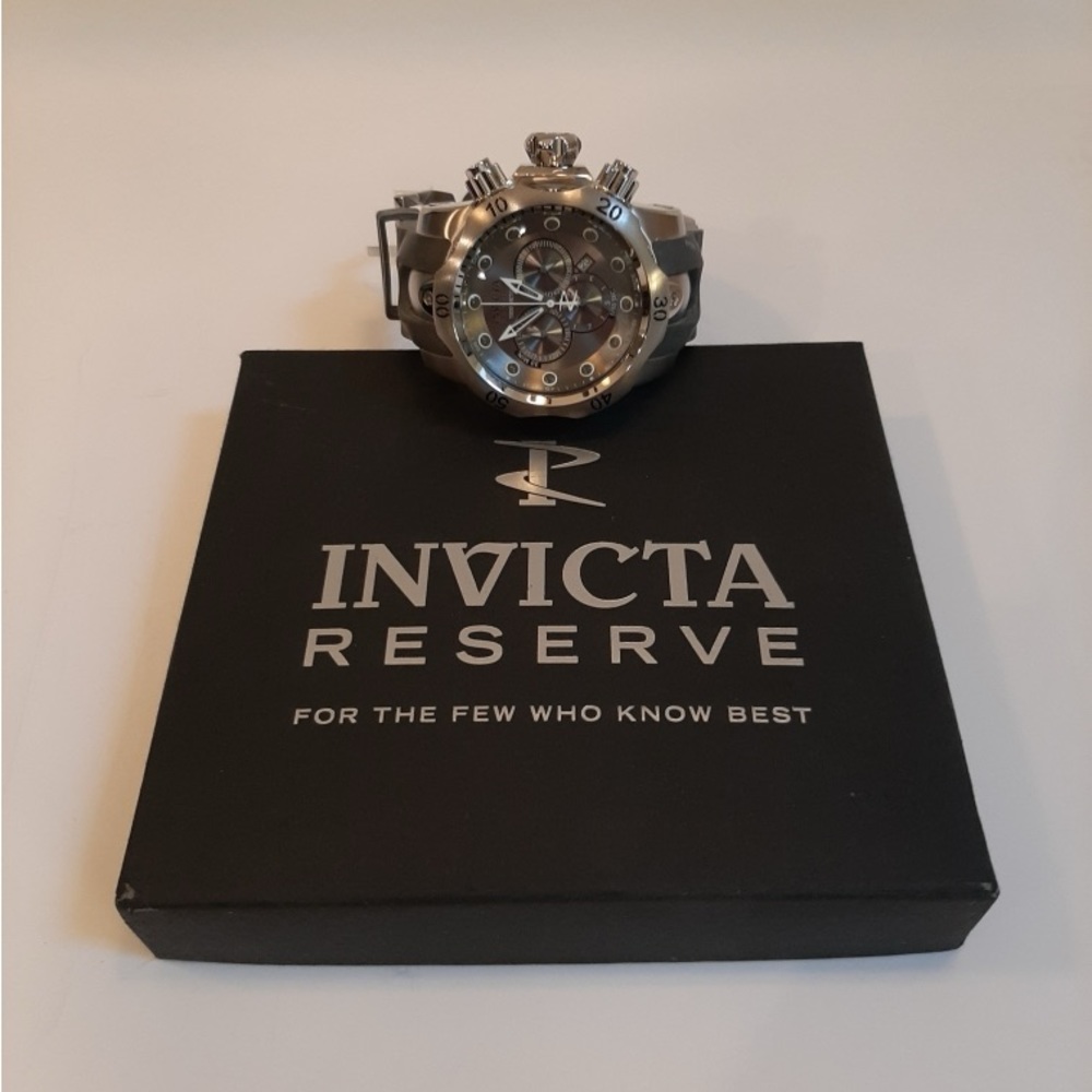 New Invicta Men’s Watch Venom 1406- Swiss Movement